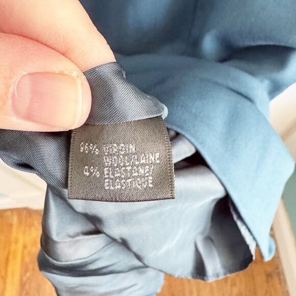 Lafayette 148 New York V-Neck Virgin Wool Pencil Dress Fluted Back Skirt Size 6 - Picture 5 of 12